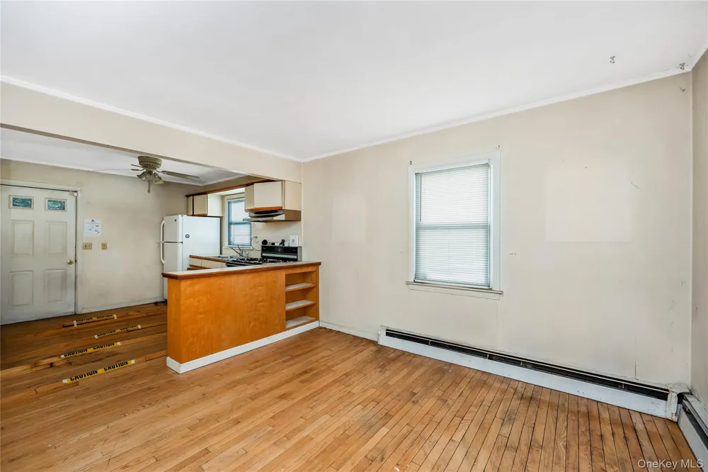 297 16th Street West Babylon, NY 11704