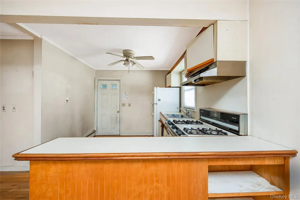 297 16th Street West Babylon, NY 11704