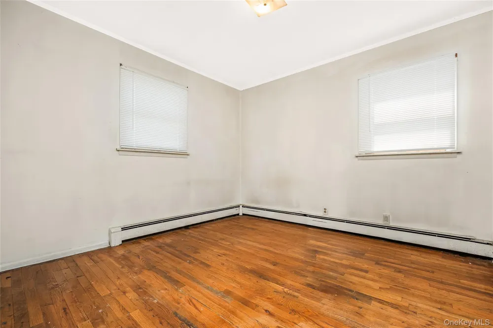 297 16th Street West Babylon, NY 11704
