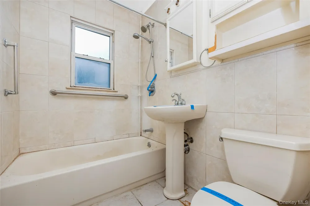 297 16th Street West Babylon, NY 11704