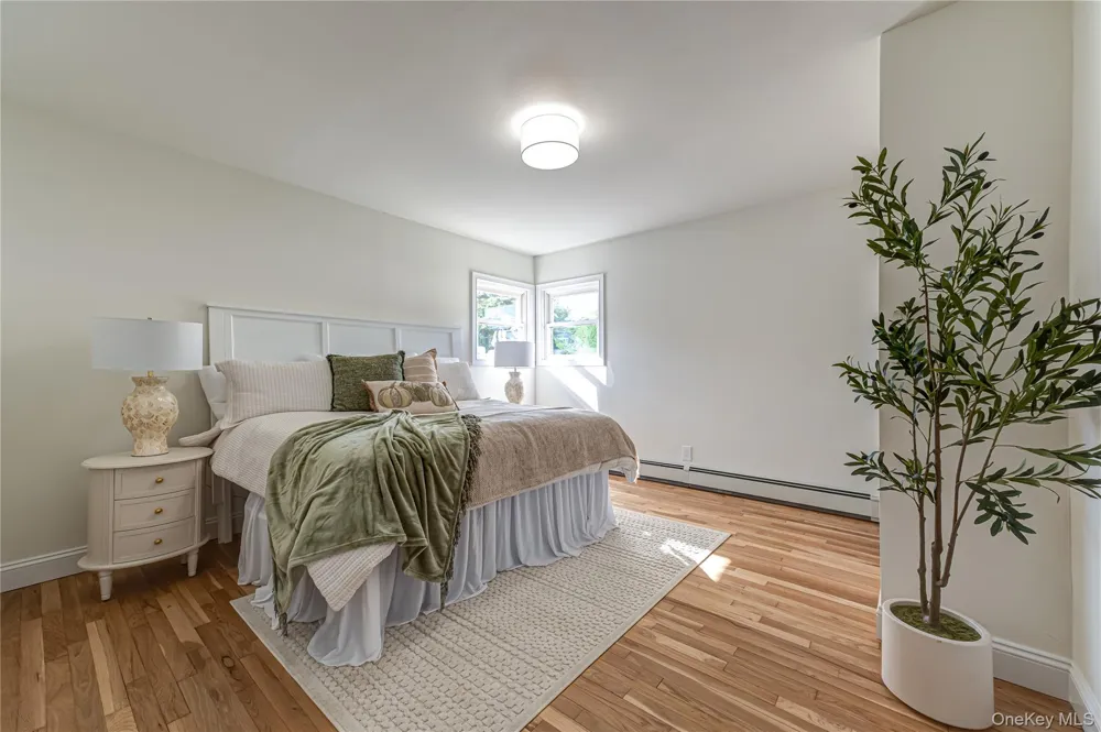 6 Evy Court Sayville, NY 11782