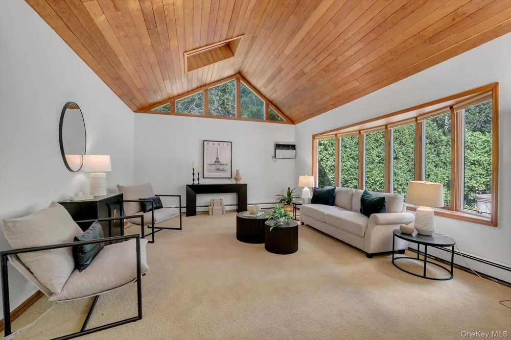 3 South Court Port Washington, NY 11050