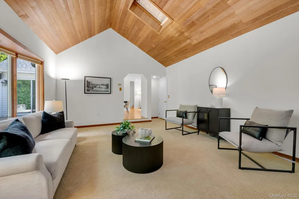 3 South Court Port Washington, NY 11050