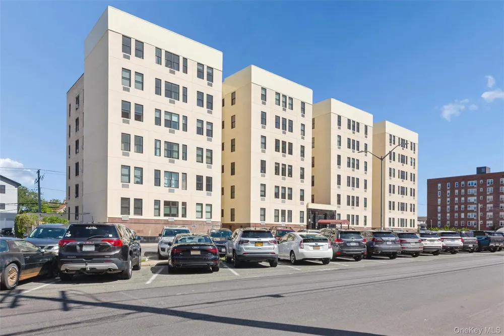 25 W Broadway #503 Long Beach, NY 11561