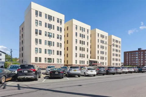 25 W Broadway #503