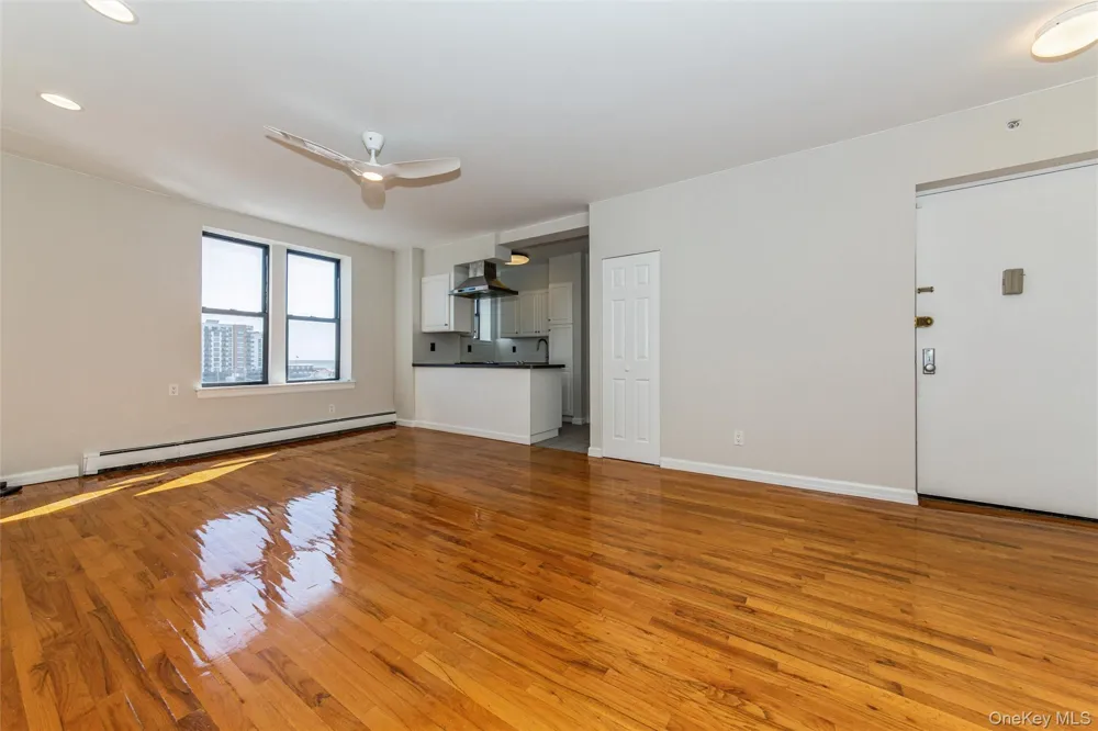 25 W Broadway #503 Long Beach, NY 11561