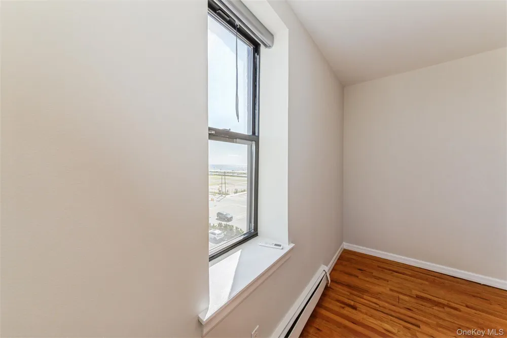 25 W Broadway #503 Long Beach, NY 11561