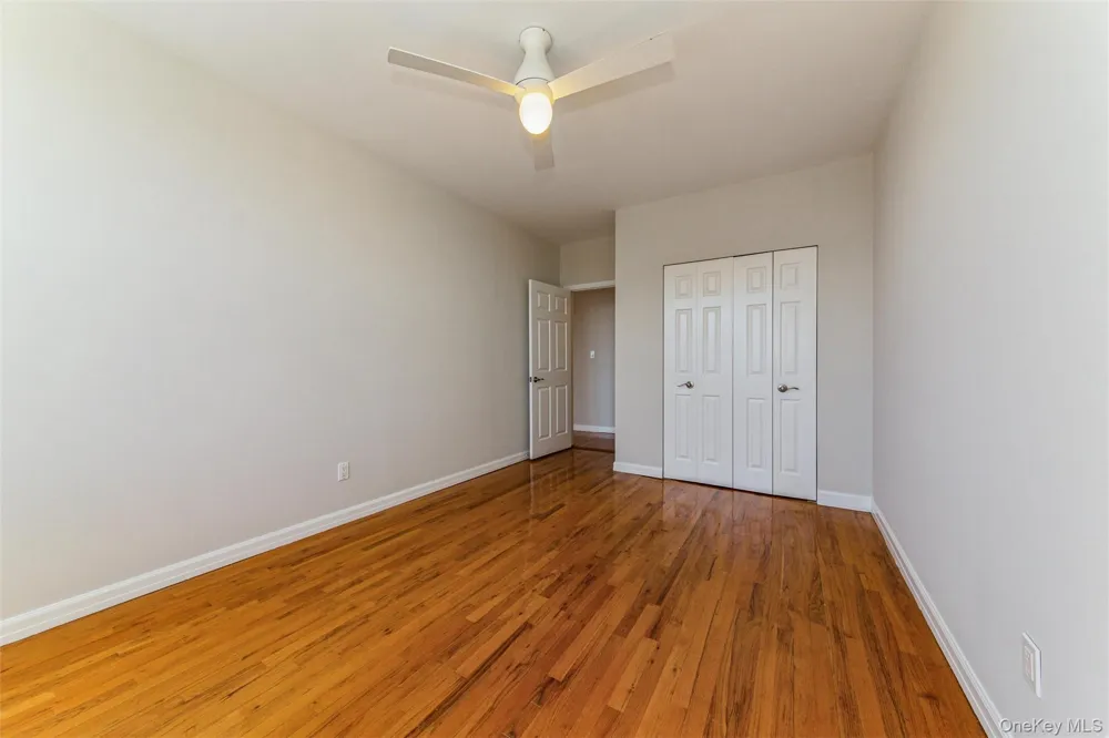25 W Broadway #503 Long Beach, NY 11561