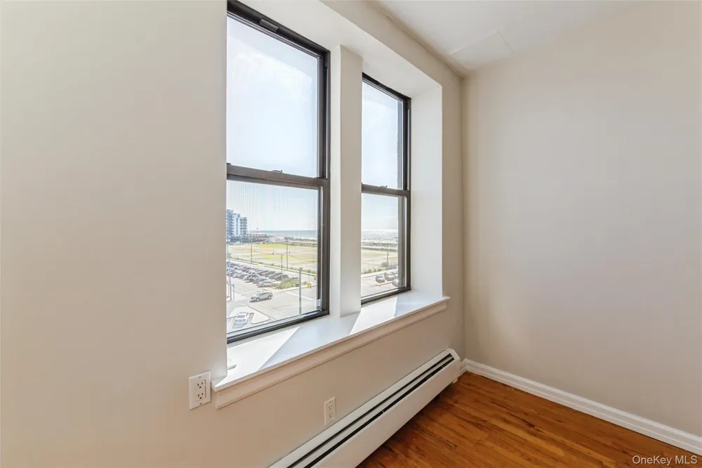 25 W Broadway #503 Long Beach, NY 11561