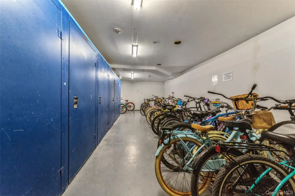 25 W Broadway #503 Long Beach, NY 11561