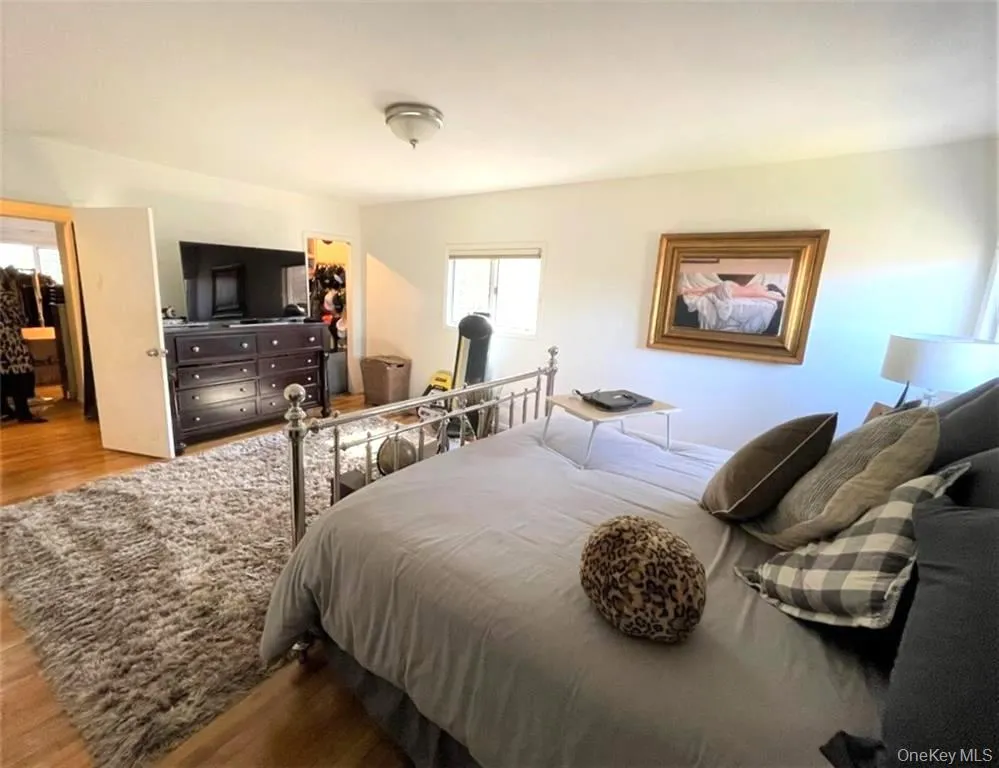 23 Greenville Road Scarsdale, NY 10583