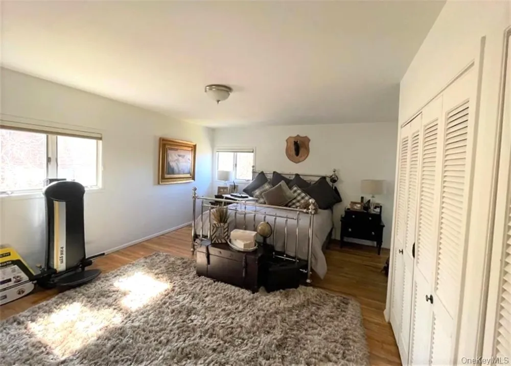 23 Greenville Road Scarsdale, NY 10583