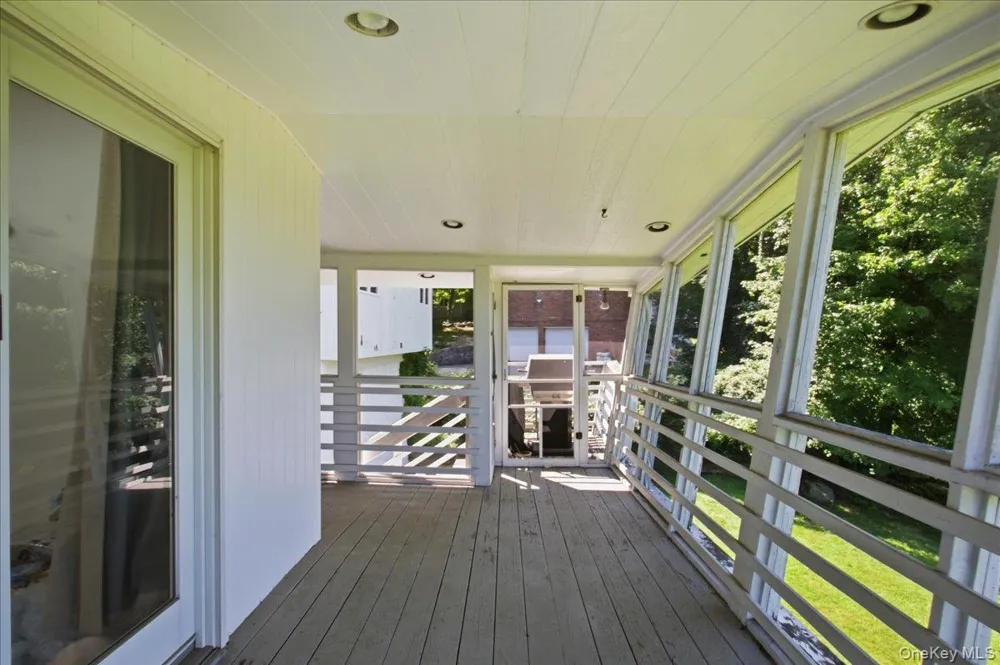 23 Greenville Road Scarsdale, NY 10583