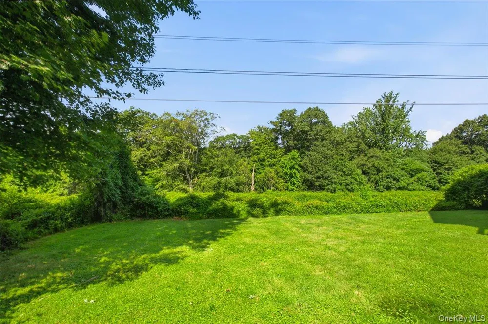 23 Greenville Road Scarsdale, NY 10583