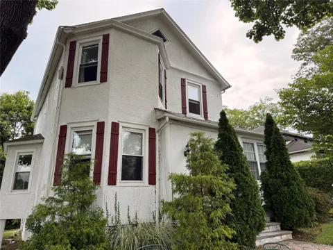 179 Woodruff Avenue