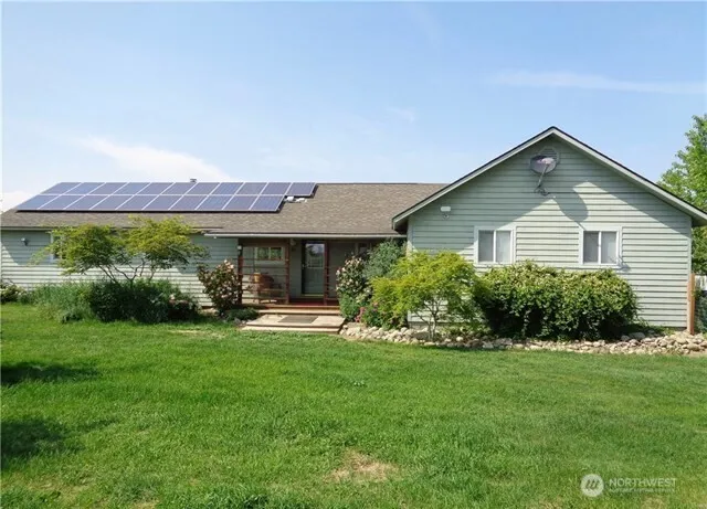 6 Peacock Lane Omak, WA 98841