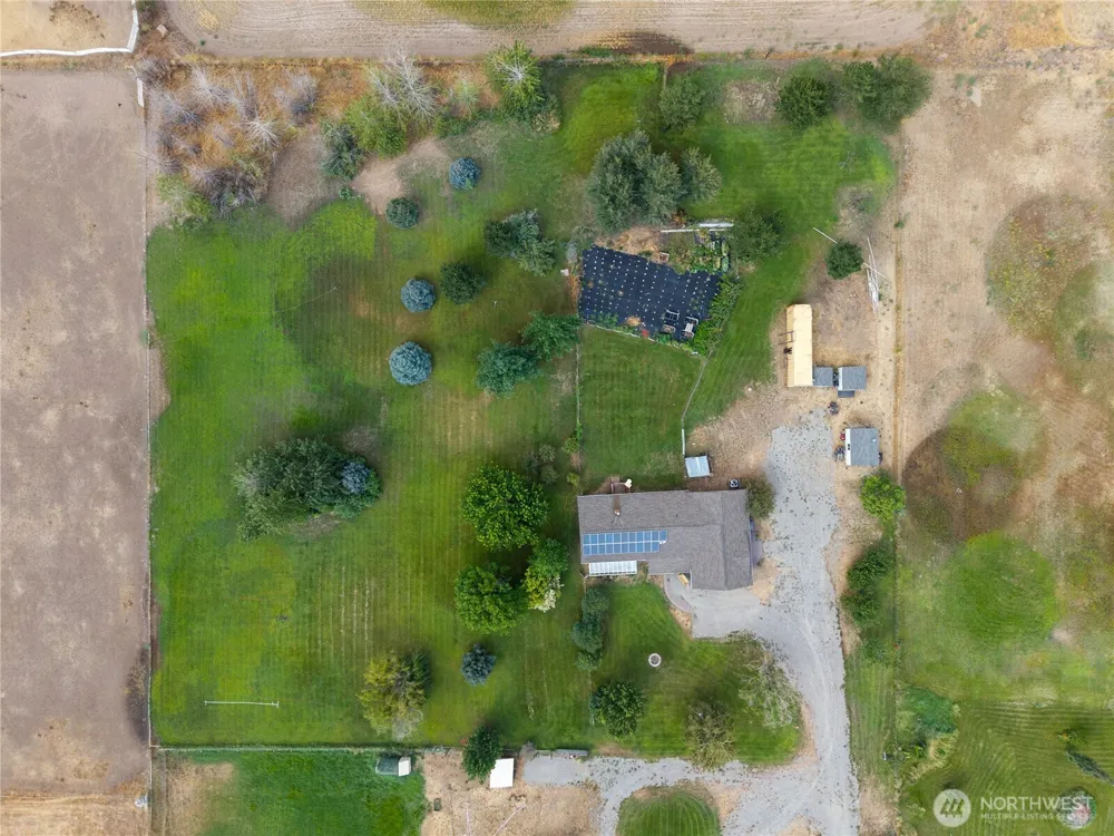 6 Peacock Lane Omak, WA 98841
