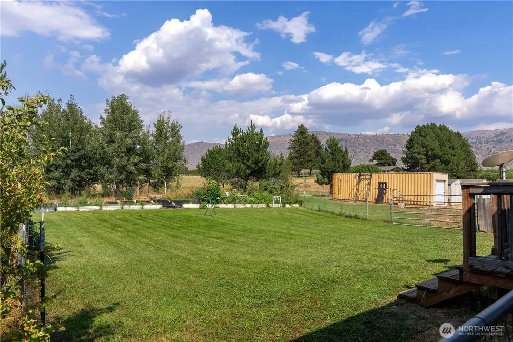 6 Peacock Lane Omak, WA 98841