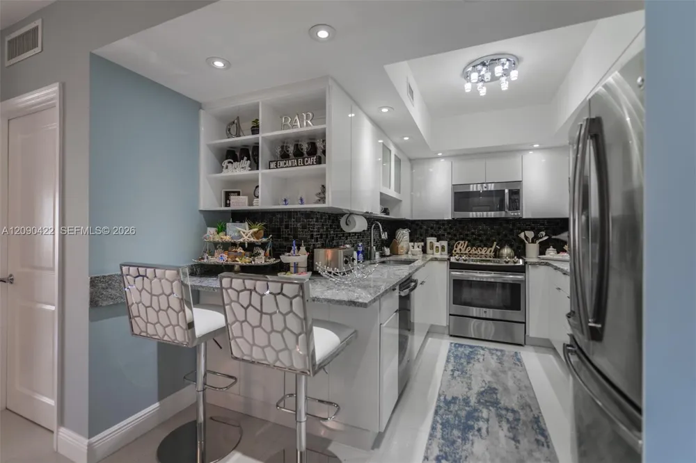 1980 S Ocean Dr #11M Hallandale Beach, FL 33009