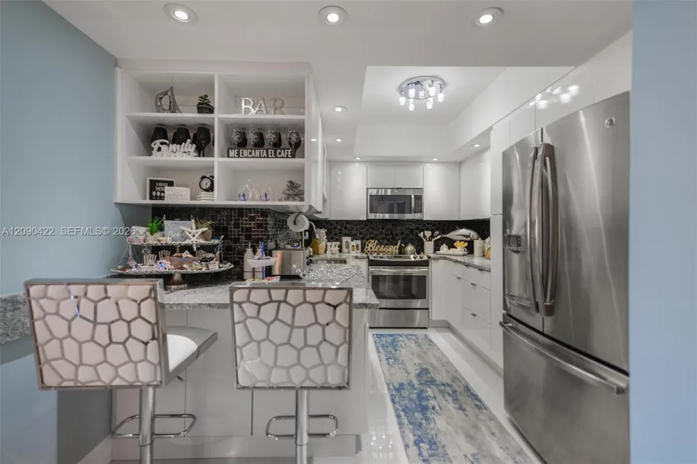 1980 S Ocean Dr #11M Hallandale Beach, FL 33009