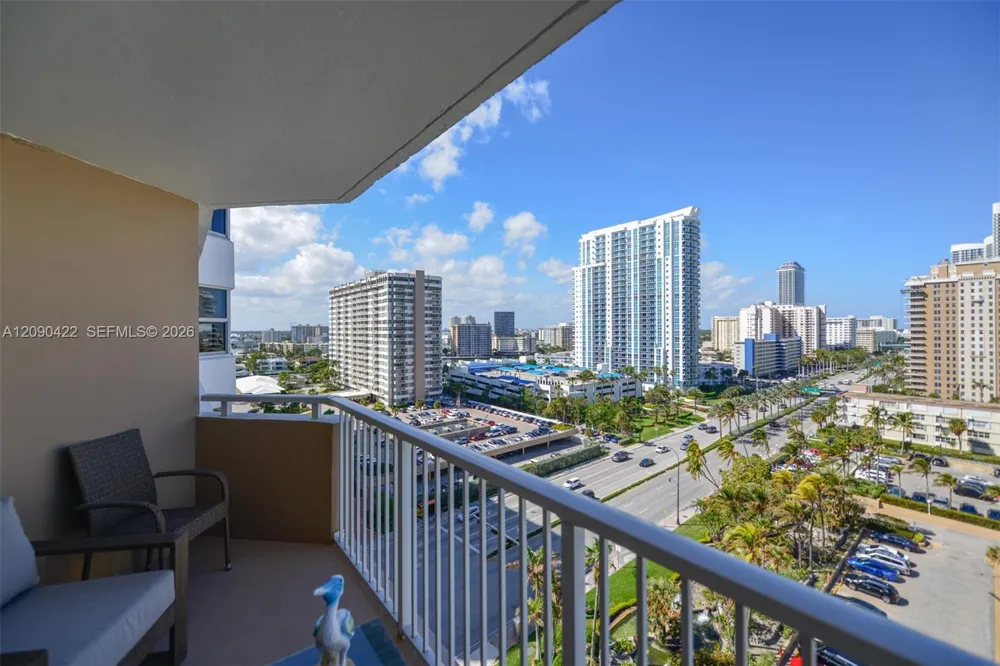 1980 S Ocean Dr #11M Hallandale Beach, FL 33009