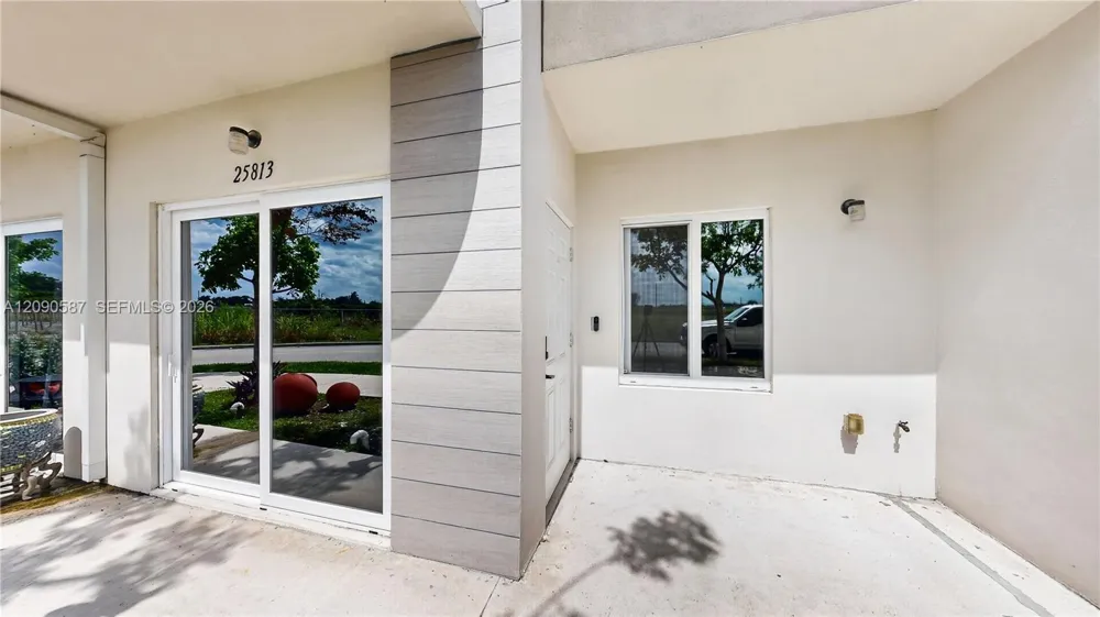 25813 SW 145th Ave Homestead, FL 33032