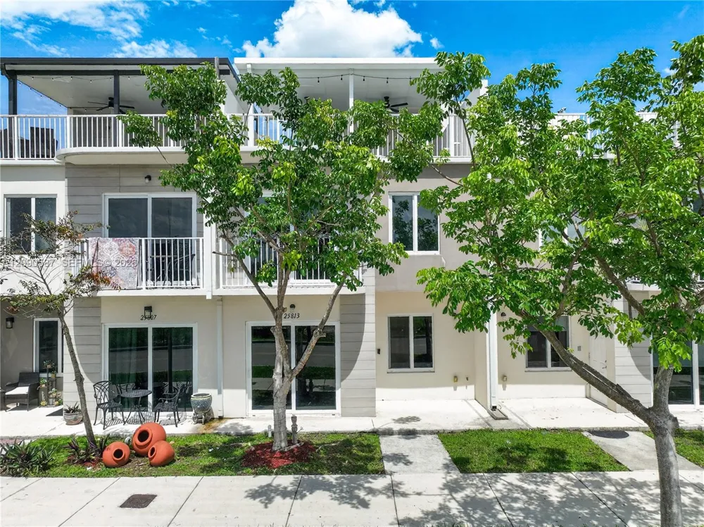 25813 SW 145th Ave Homestead, FL 33032