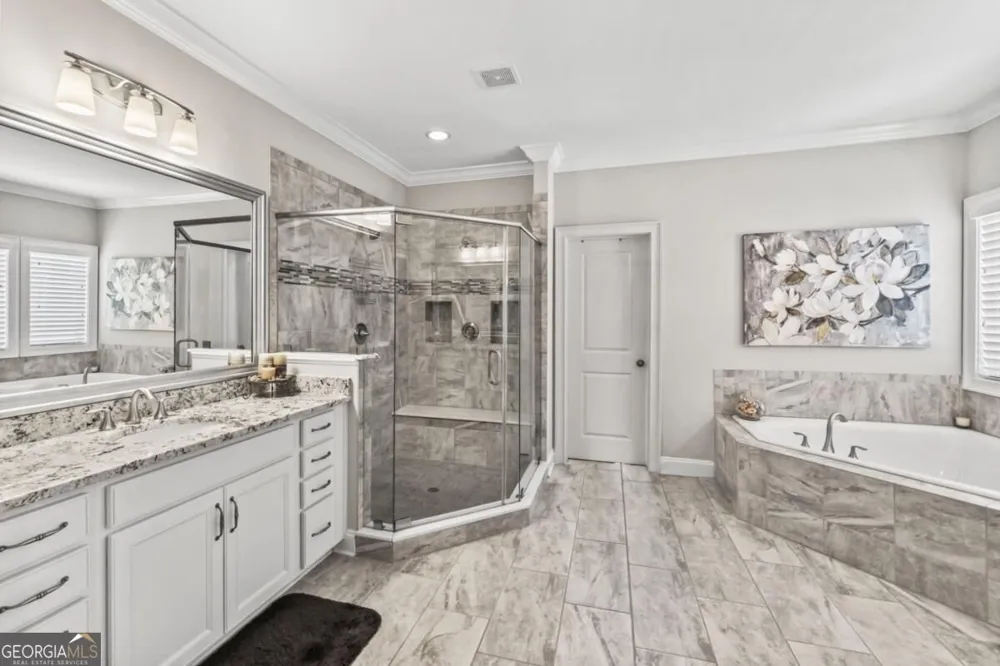 3825 Lakehurst WAY Cumming, GA 30040