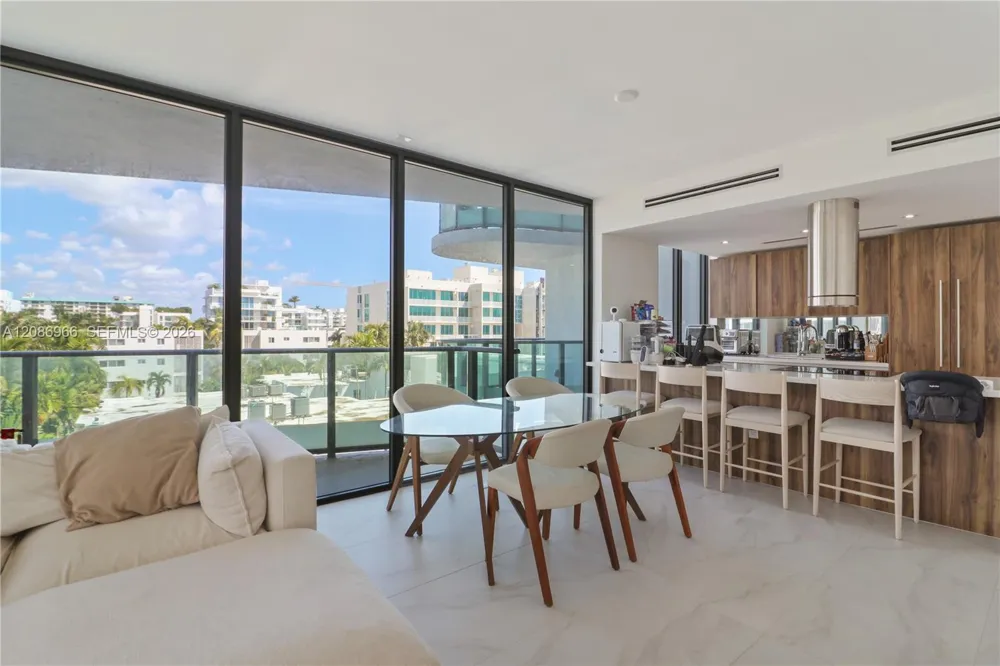 9901 W W Bay Harbor Dr #503 Bay Harbor Islands, FL 33154