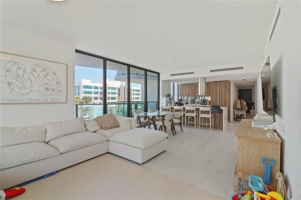 9901 W W Bay Harbor Dr #503 Bay Harbor Islands, FL 33154