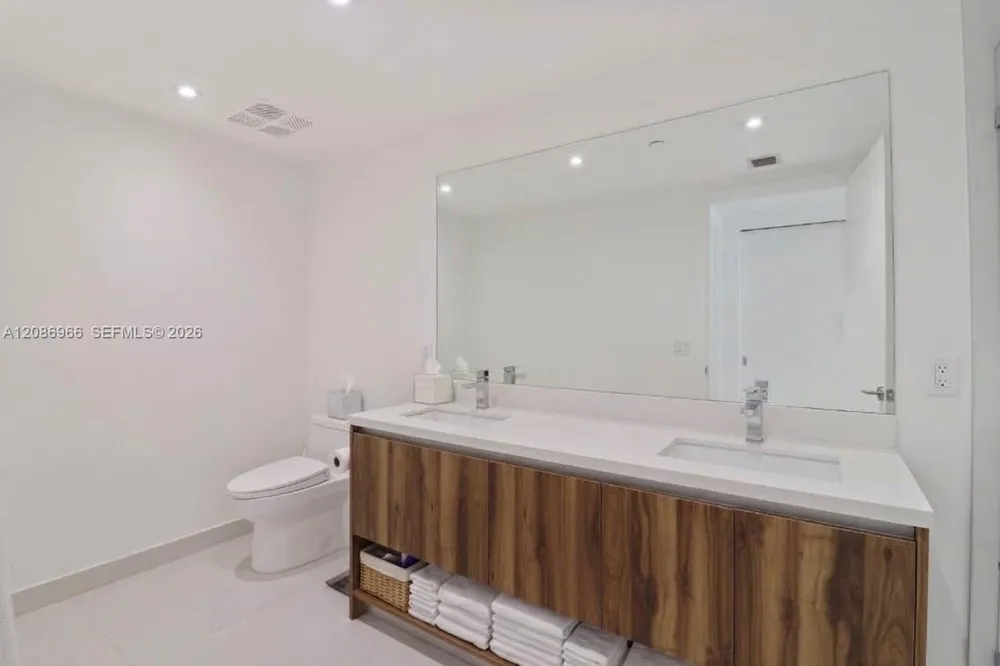 9901 W W Bay Harbor Dr #503 Bay Harbor Islands, FL 33154