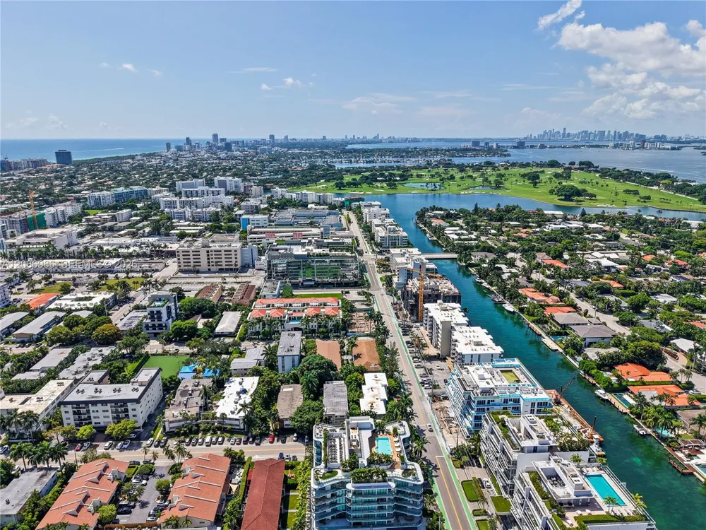 9901 W W Bay Harbor Dr #503 Bay Harbor Islands, FL 33154
