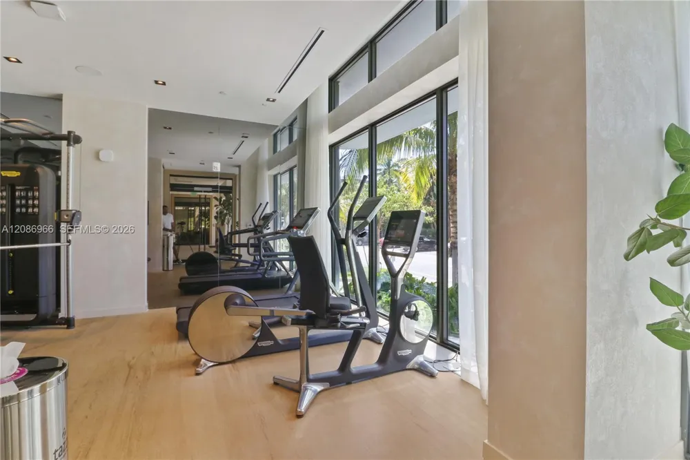 9901 W W Bay Harbor Dr #503 Bay Harbor Islands, FL 33154