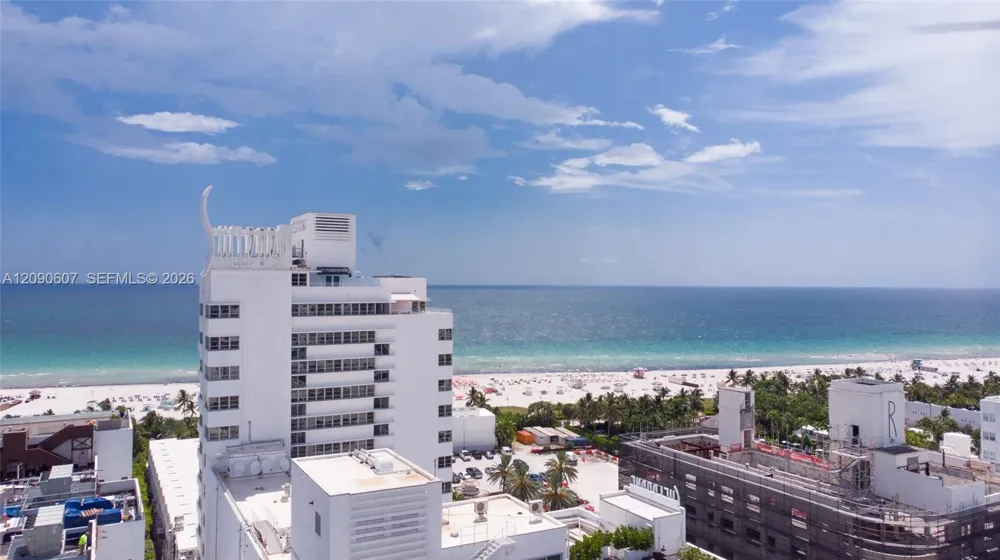 1800 Collins Ave #3B Miami Beach, FL 33139