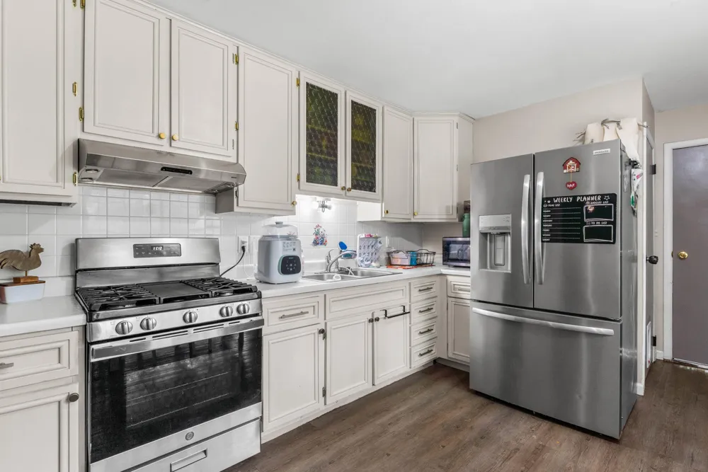 190 W Bacon Street Hillsdale City, MI 49242