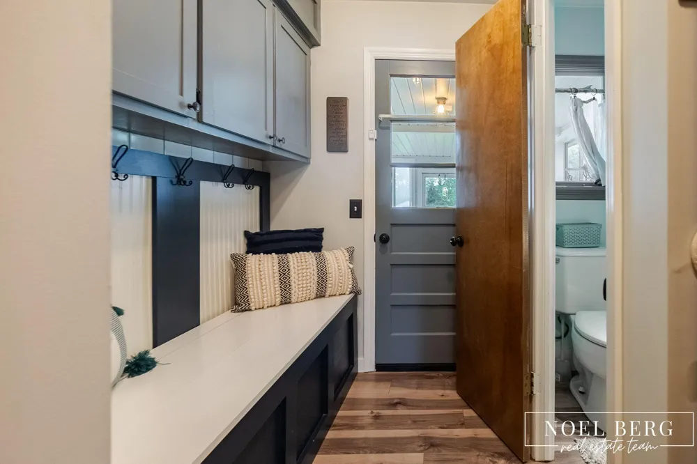 1216 Sycamore Drive Georgetown Charter Township, MI 49428