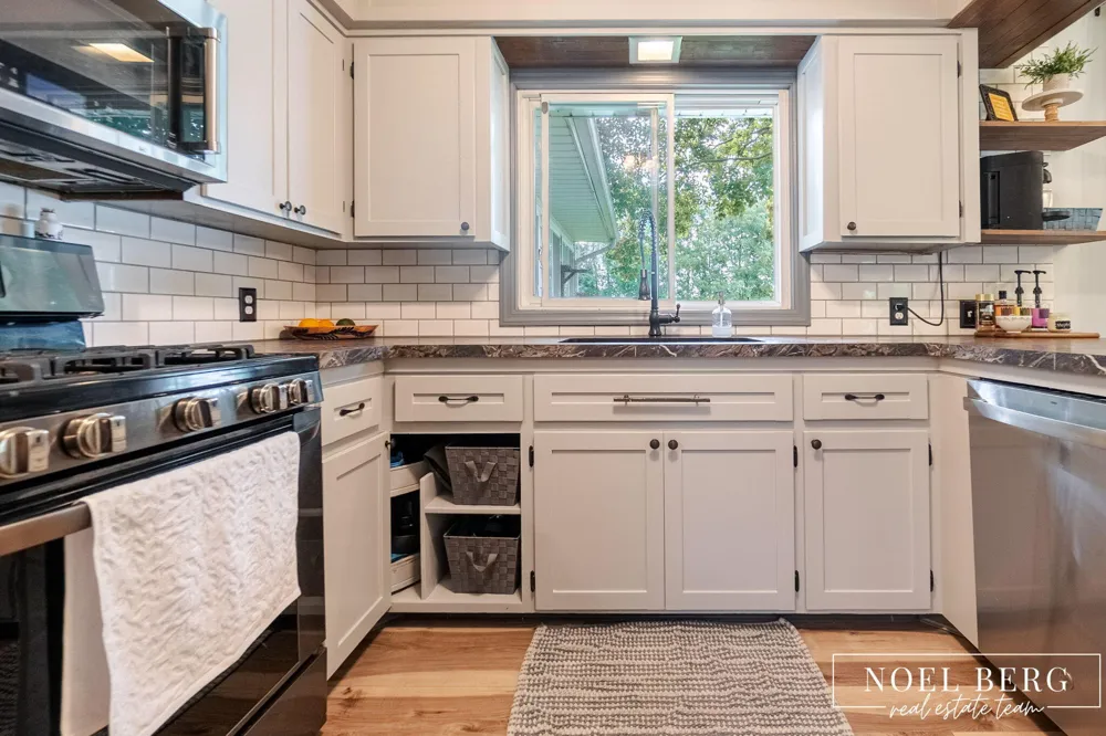 1216 Sycamore Drive Georgetown Charter Township, MI 49428