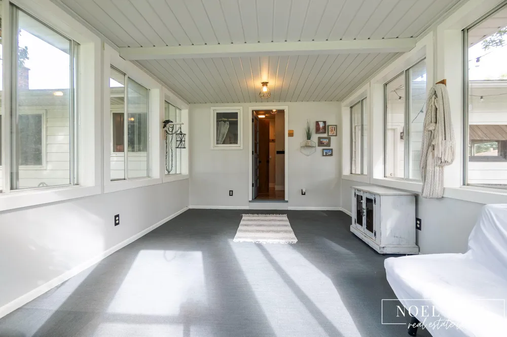 1216 Sycamore Drive Georgetown Charter Township, MI 49428