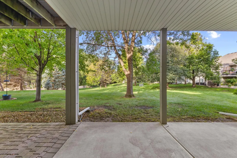 1478 Violet Lane Eagan, MN 55122