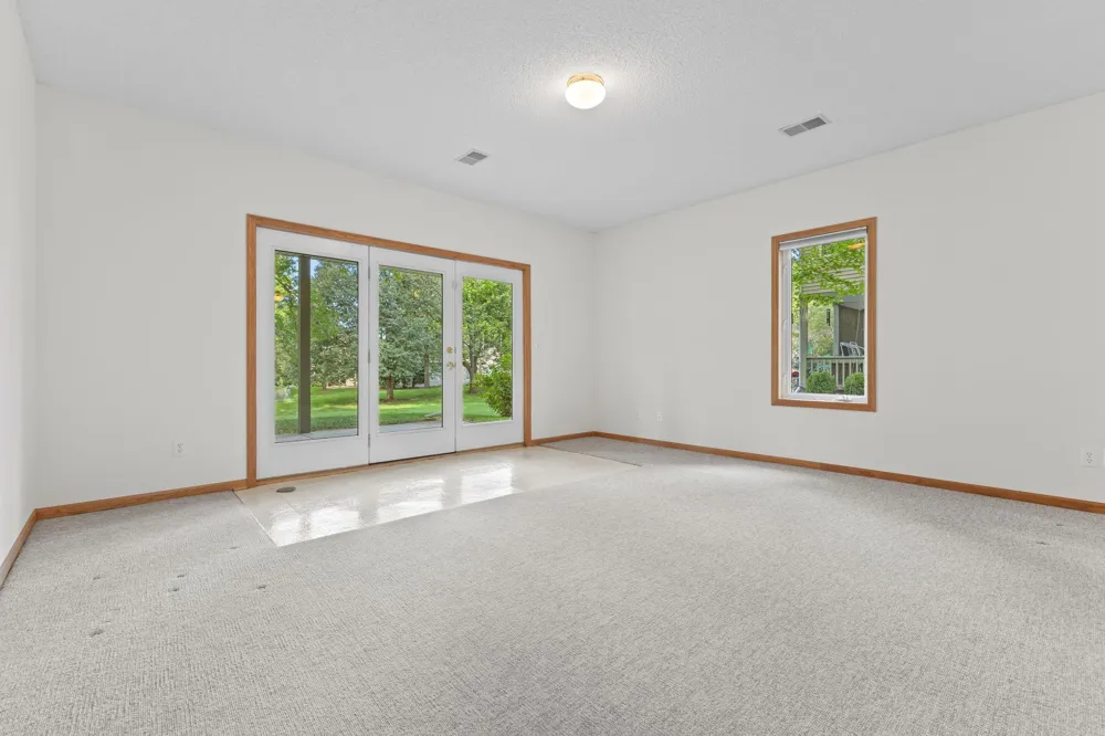 1478 Violet Lane Eagan, MN 55122