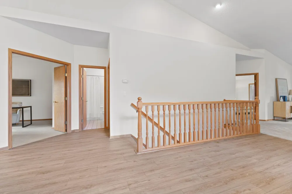 1478 Violet Lane Eagan, MN 55122