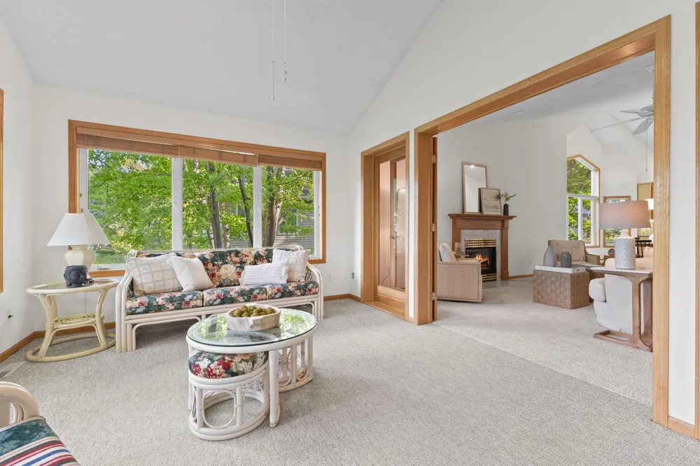 1478 Violet Lane Eagan, MN 55122