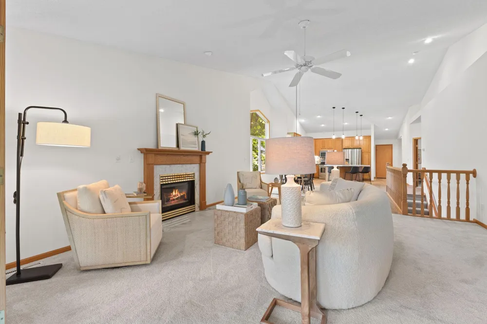 1478 Violet Lane Eagan, MN 55122