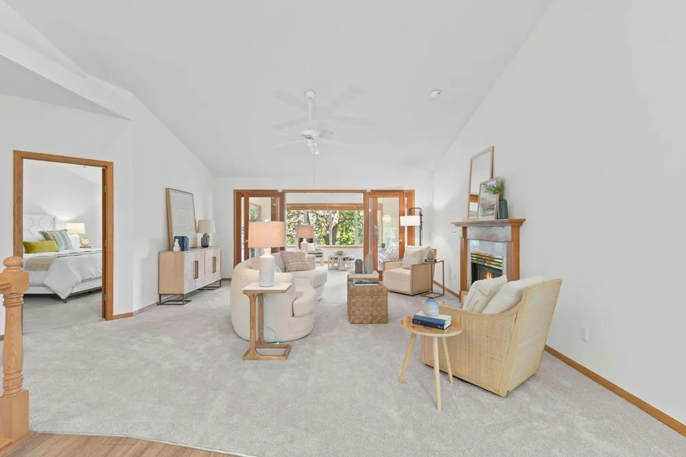 1478 Violet Lane Eagan, MN 55122