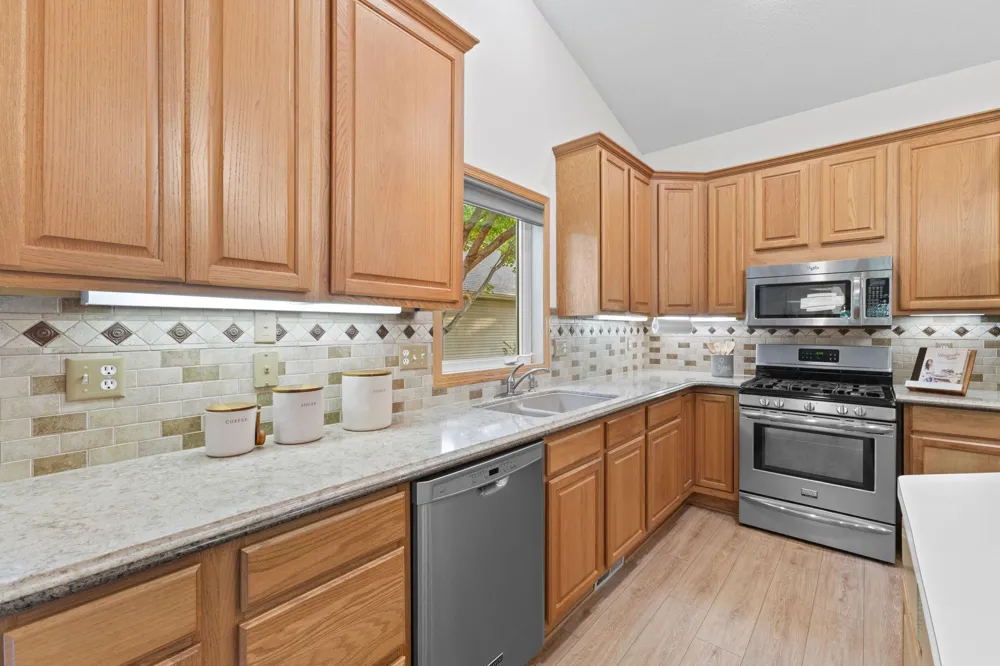 1478 Violet Lane Eagan, MN 55122