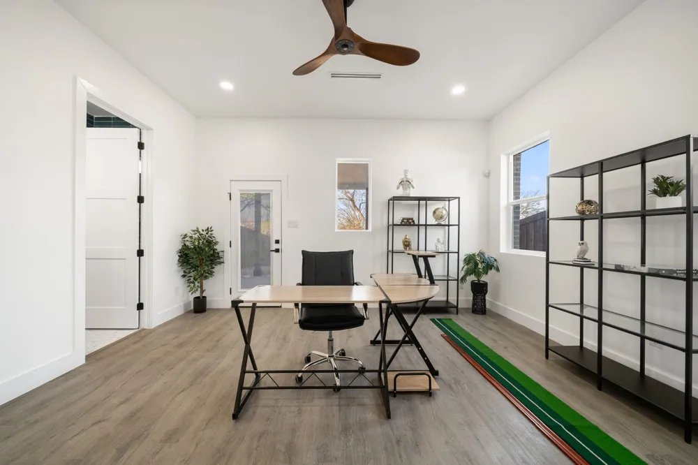 1919 Pollard Street Dallas, TX 75208