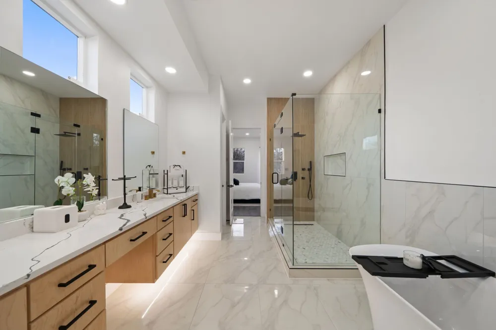 1919 Pollard Street Dallas, TX 75208
