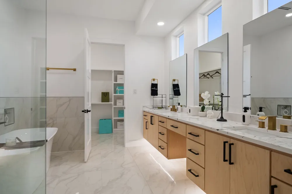 1919 Pollard Street Dallas, TX 75208
