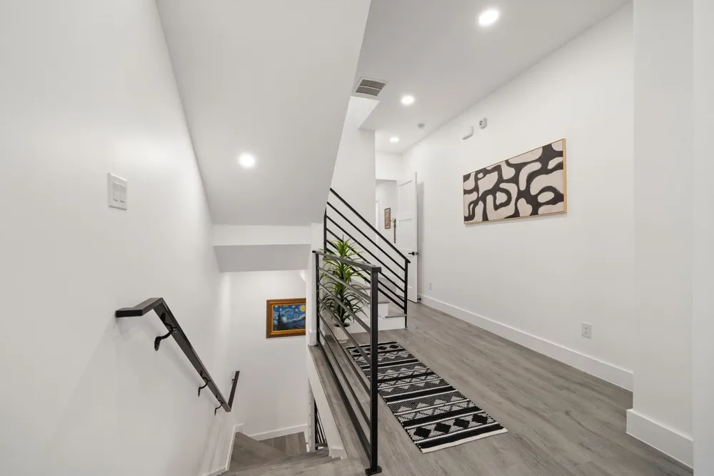 1919 Pollard Street Dallas, TX 75208