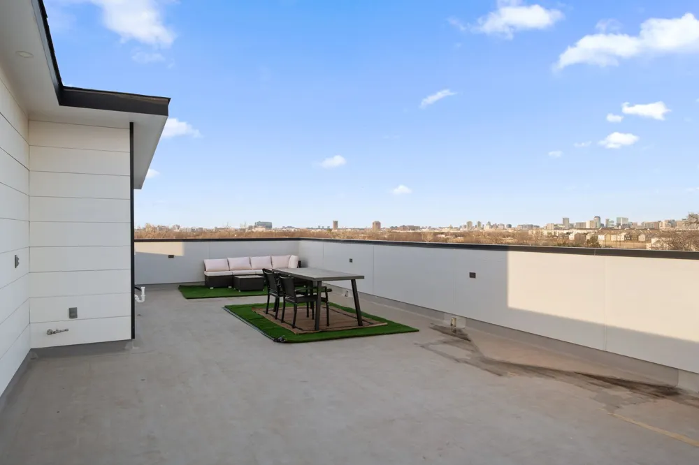 1919 Pollard Street Dallas, TX 75208